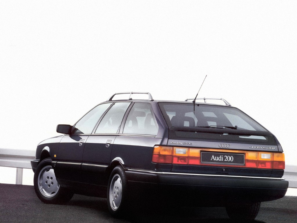 Audi 200 Avant 200 Turbo Quattro Wagon, 165hp (Manual)